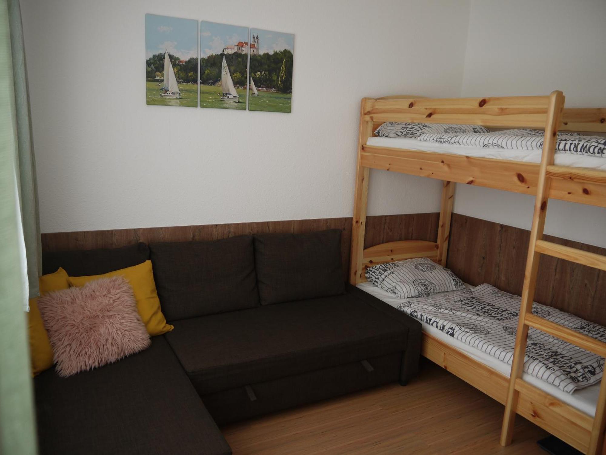 Vizparti Sas Apartman Siofok Exterior photo
